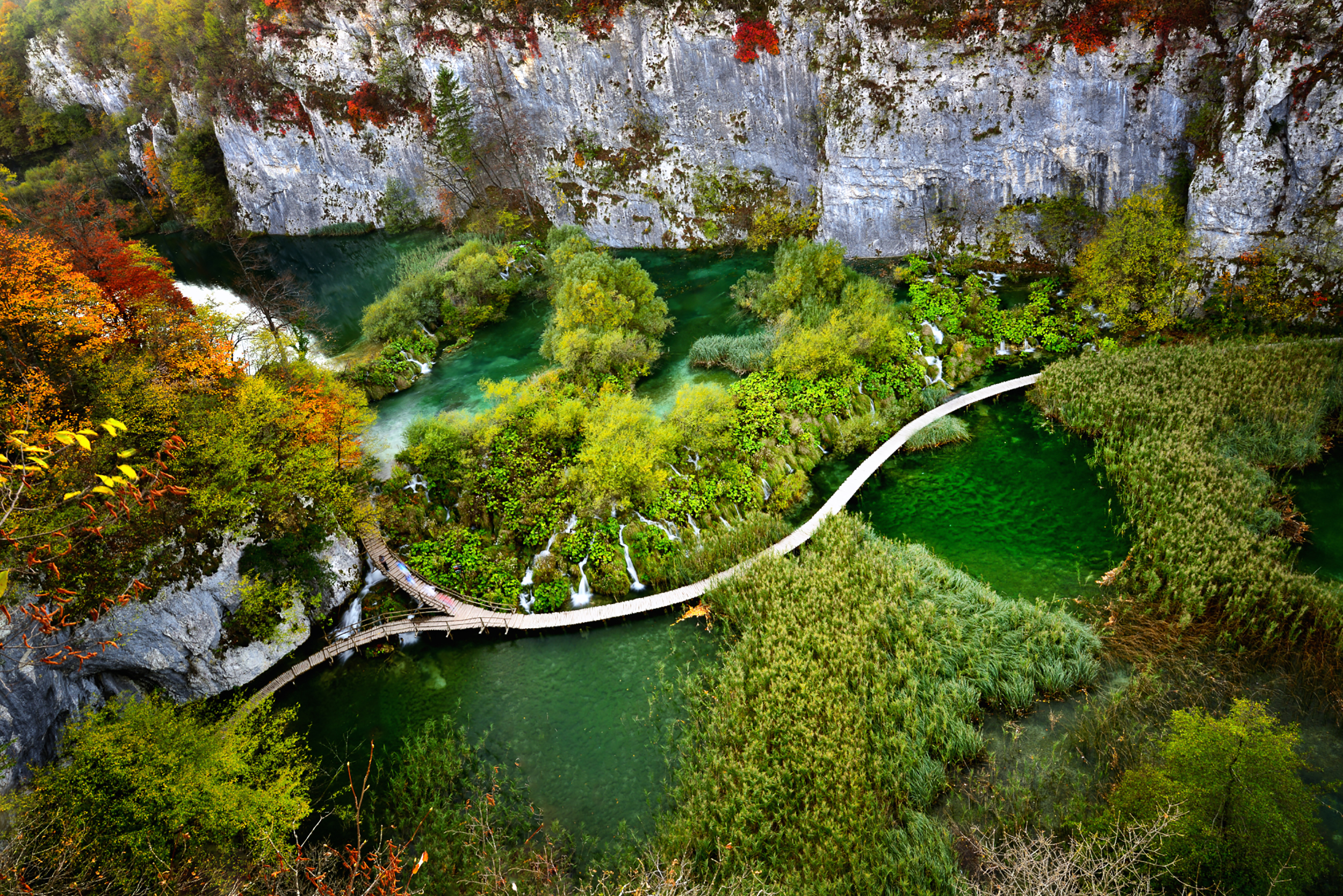 Plitvice Lakes - World’s Best Hiking Trails