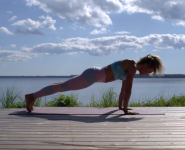 10 At-Home Exercises To Help Maintain A Healthy Weight