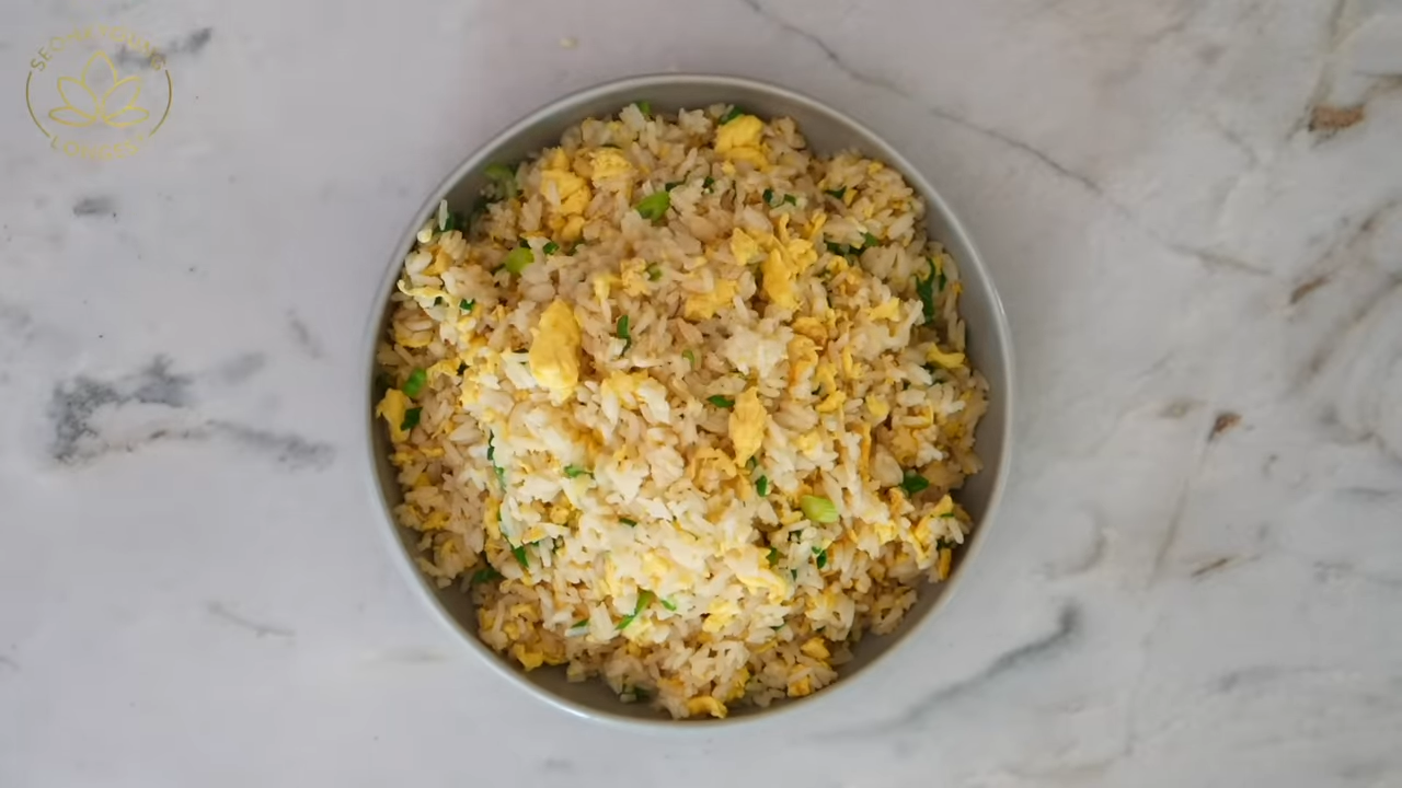 Egg Fried Rice - Easy Meals