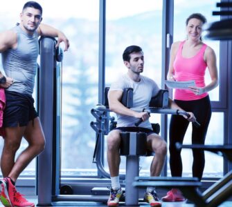 Observing Gym Etiquette While Waiting for Machines